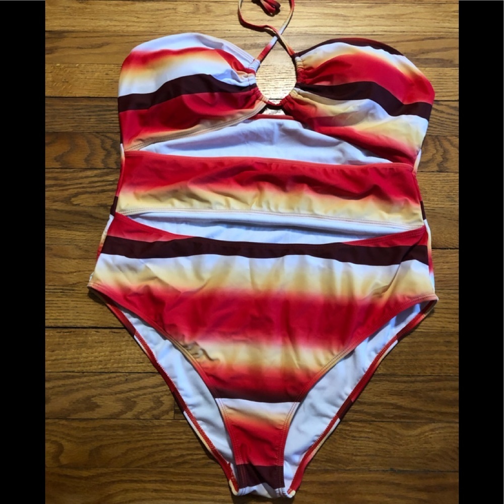 SHEIN Swimsuit NWOT - Picture 2 of 7
